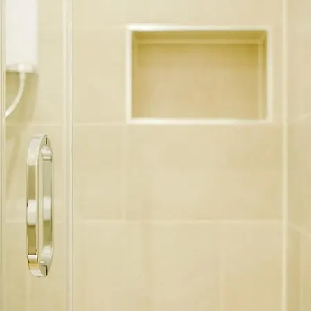 Grange Rd Flat 1 One Bedroom Flat Апартаменти Бристоль